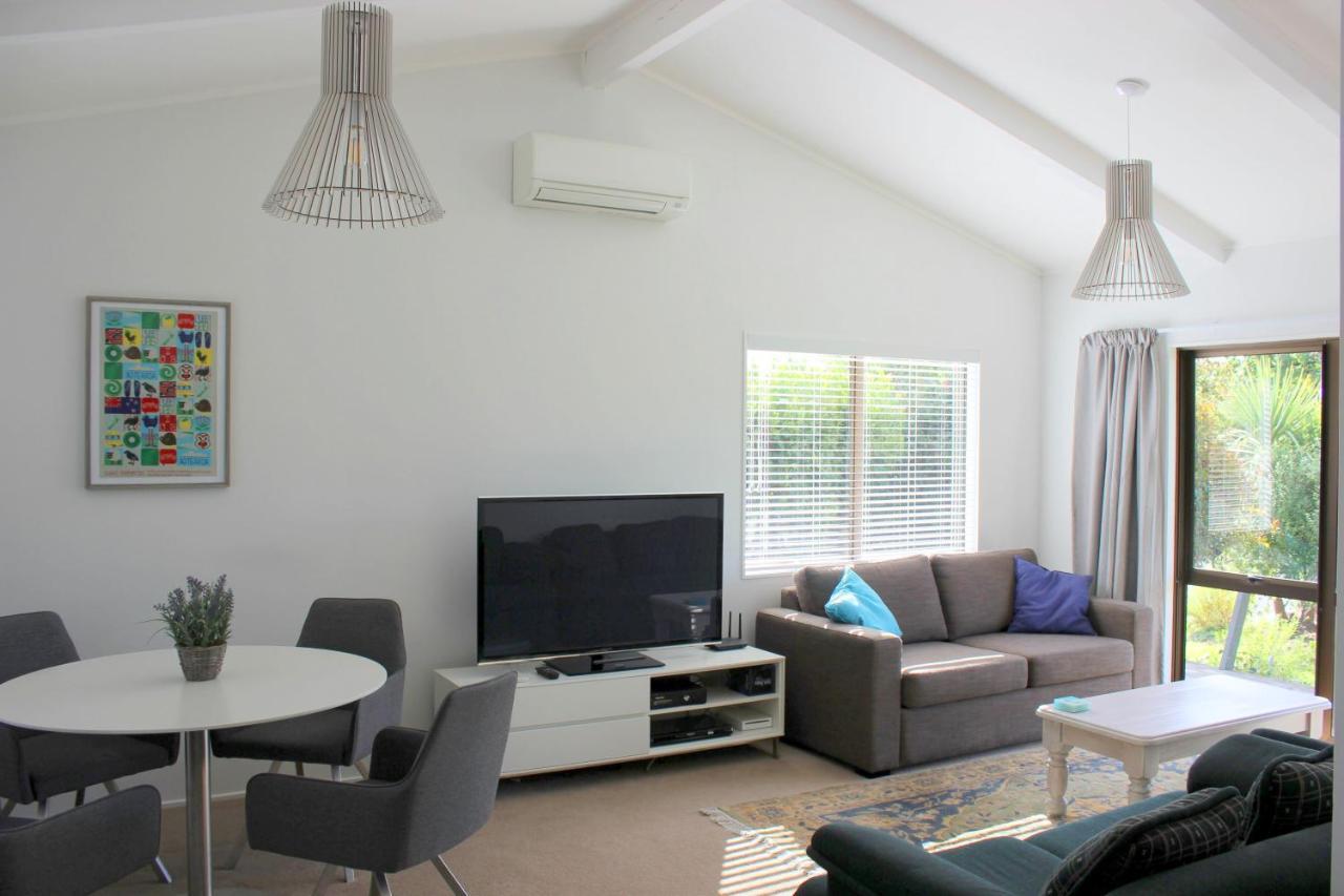 Bram'S Bach Villa Taupo Exterior photo