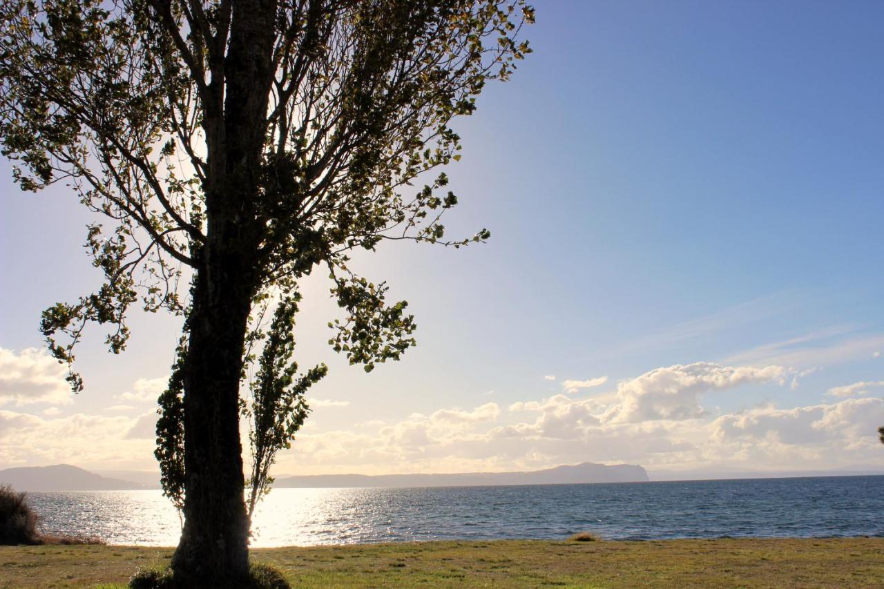 Bram'S Bach Villa Taupo Exterior photo